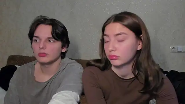 muuur fam online show from September 10, 7:47 pm