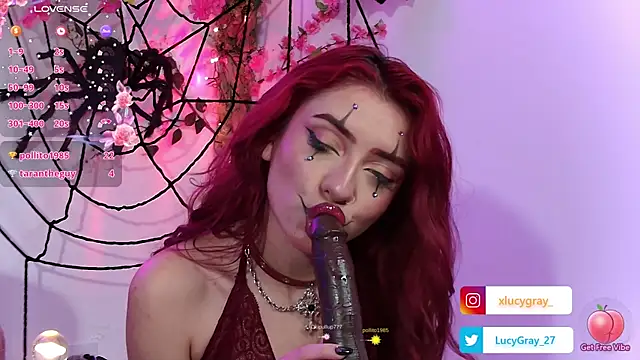 Snapshot of LucyGray chatting on October 10, 4:28 am LucyGray online show from October 10, 4:28 am