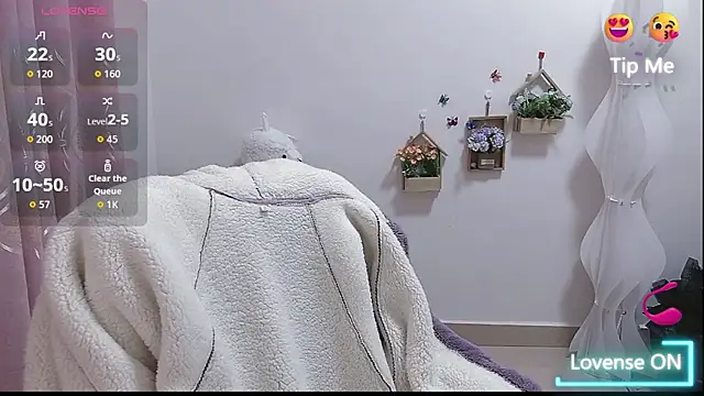 Abb-qiaoyi online show from December 4, 9:48 pm