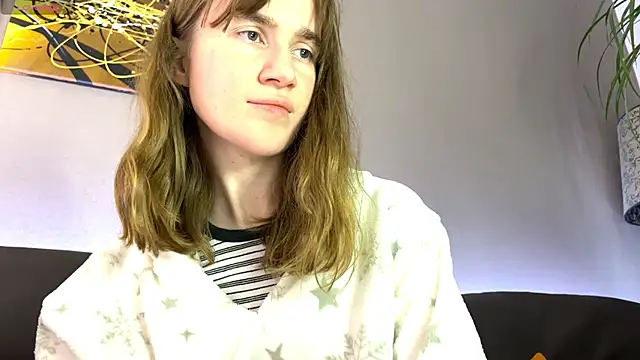 velina   online show from October 24, 8:27 pm