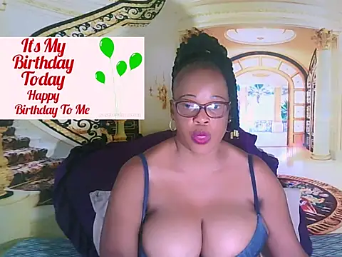 Snapshot of EbonyBloom69 chatting on September 11, 5:46 pm EbonyBloom69 online show from September 11, 5:46 pm