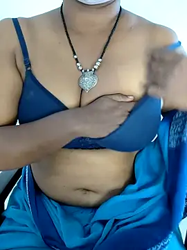 Snapshot of Avanthika_Streams chatting on October 13, 6:16 am Avanthika Streams online show from October 13, 6:16 am