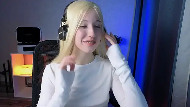 YukiMisa online show from April 3, 9:24 pm