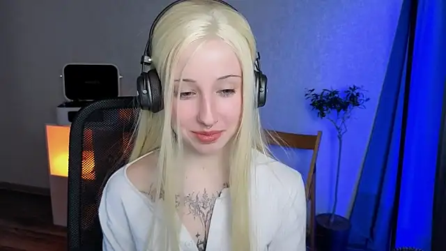 YukiMisa online show from March 24, 6:35 pm