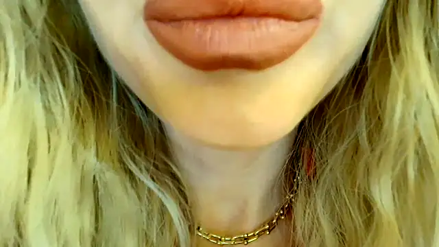 Politeeliza online show from May 6, 8:46 pm