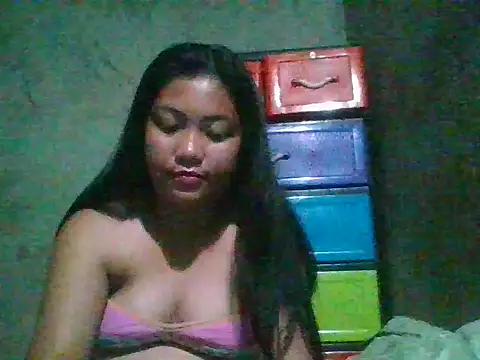 nikki zapphire online show from April 9, 2:33 pm