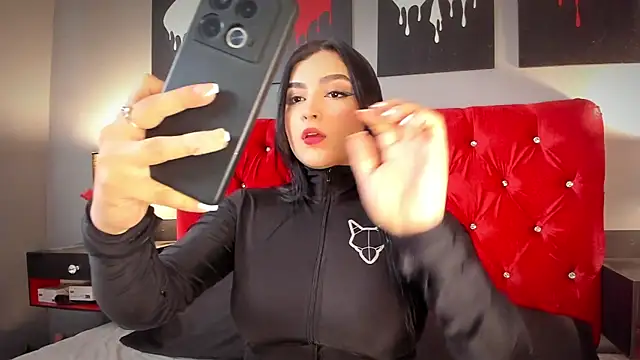 Snapshot of Emily_Reyna chatting on September 17, 2:26 pm Emily Reyna online show from September 17, 2:26 pm