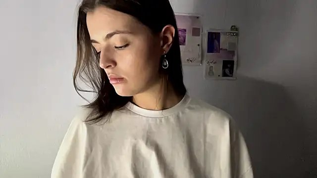 HoneyMist online show from September 11, 6:19 pm