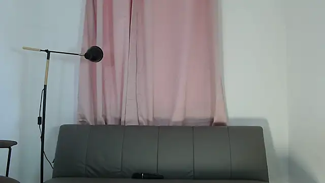 Snapshot of WendySuns_ chatting on September 13, 9:12 pm WendySuns online show from September 13, 9:12 pm