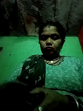 Manavi x online show from October 6, 9:41 pm