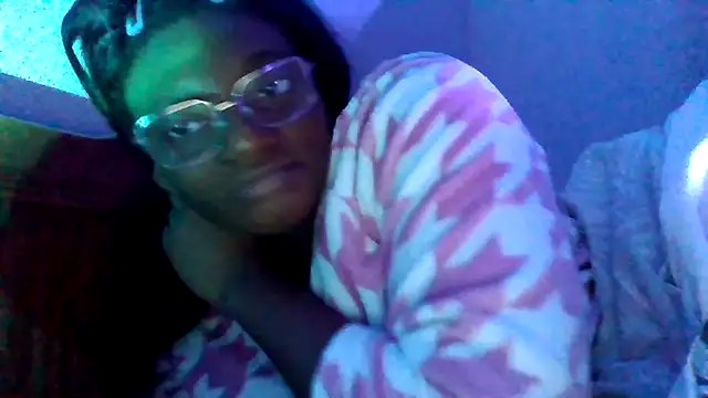 SexyGemBeautyX online show from December 4, 5:46 pm