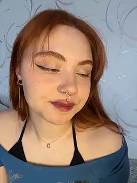 LunaMillie online show from March 12, 10:51 am