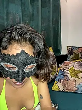 SIZZLER 1100 online show from October 3, 8:03 pm