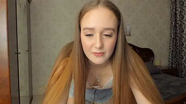 SabrinaCandi online show from November 11, 7:33 pm