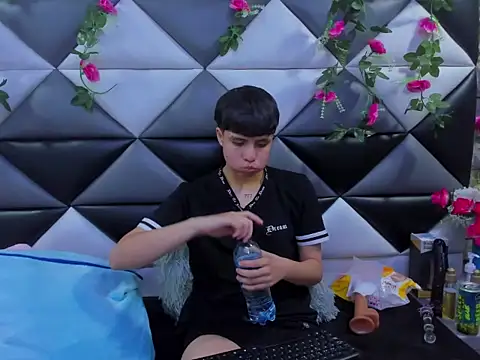 Bruno Cruzz online show from November 10, 5:24 am