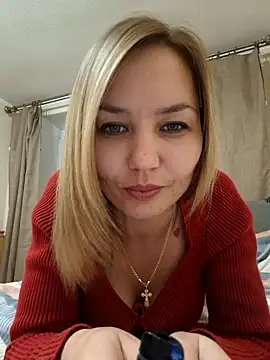 Snapshot of VeroLoverx chatting on October 5, 6:35 pm VeroLoverx online show from October 5, 6:35 pm
