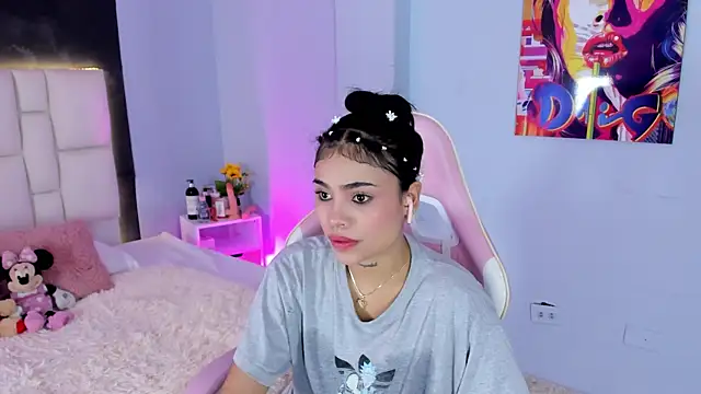 SammyRose  online show from October 13, 7:38 pm