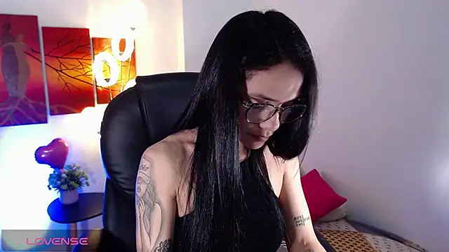 Ashley olivares online show from October 1, 1:10 am