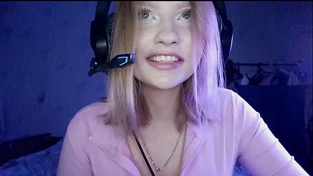 Snapshot of pr_In_cess_ chatting on September 21, 8:18 pm pr In cess online show from September 21, 8:18 pm