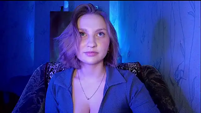 pr In cess  online show from November 7, 7:19 pm