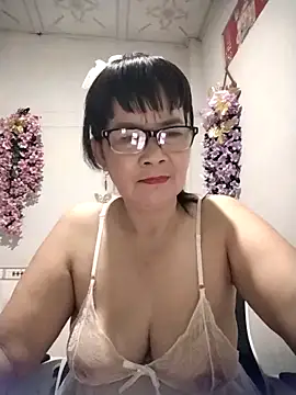 Snapshot of Ki_xxx chatting on September 8, 10:09 pm Ki xxx online show from September 8, 10:09 pm