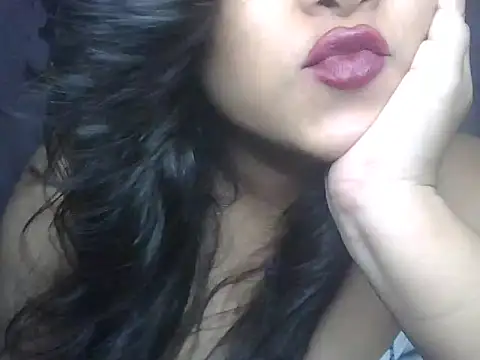 Snapshot of priyaverma00 chatting on September 21, 5:11 pm priyaverma00 online show from September 21, 5:11 pm