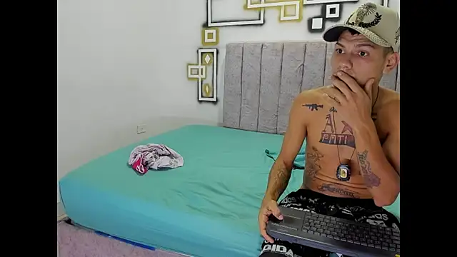 catalina hard love online show from January 16, 1:23 am