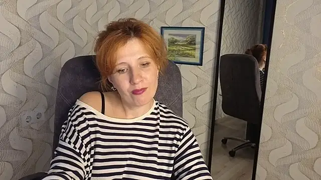 Snapshot of Elannaria chatting on September 12, 4:36 pm Elannaria online show from September 12, 4:36 pm