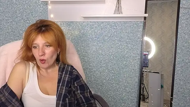 Snapshot of Elannaria chatting on September 27, 4:58 pm Elannaria online show from September 27, 4:58 pm