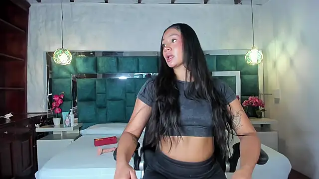 Snapshot of sofia_gomez1_ chatting on October 3, 5:45 am sofia gomez1 online show from October 3, 5:45 am