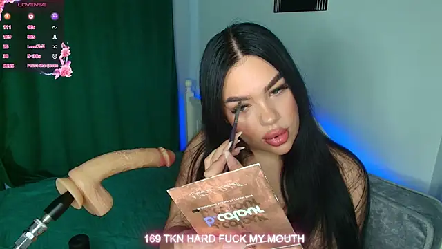 Snapshot of katerine_Monroe chatting on October 3, 7:02 am katerine Monroe online show from October 3, 7:02 am
