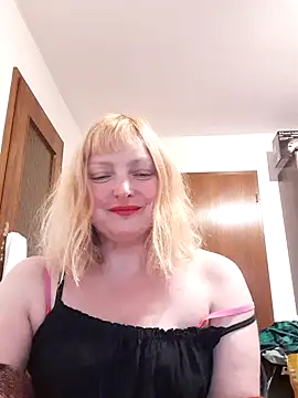 LiluLiluLilu online show from September 30, 4:34 pm