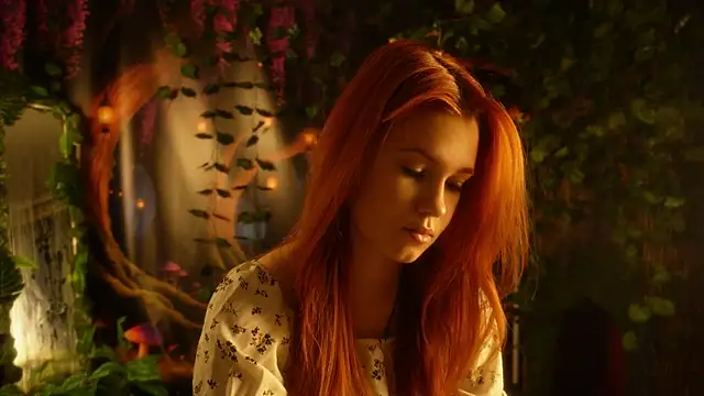 eliz gallen online show from October 12, 4:31 pm