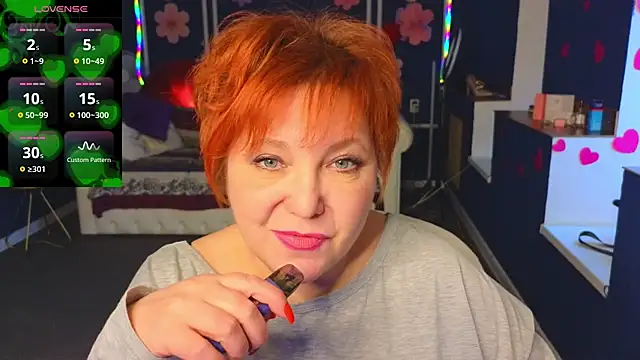 Kira Kenett online show from March 2, 12:12 pm