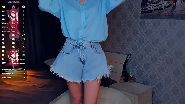 SoonMoor online show from October 12, 6:32 pm