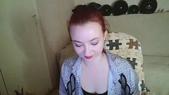 Micky Wood online show from November 12, 4:05 pm