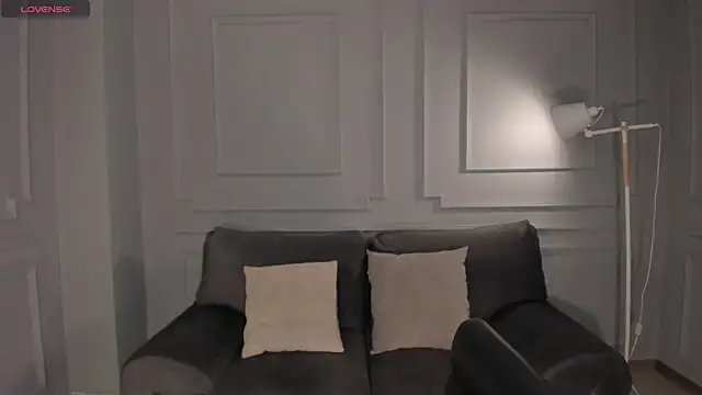 NinaBlum online show from September 21, 11:25 pm