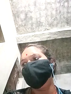 suhani sharmj online show from December 18, 11:31 pm