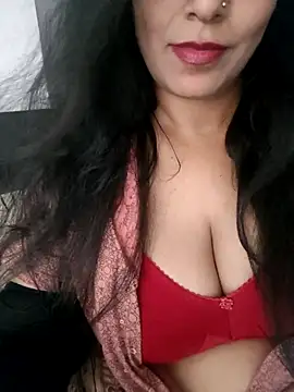 Deepa Sharma143 online show from April 15, 10:16 am