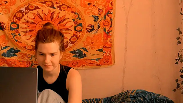 AliceCUNTach online show from May 31, 5:13 am