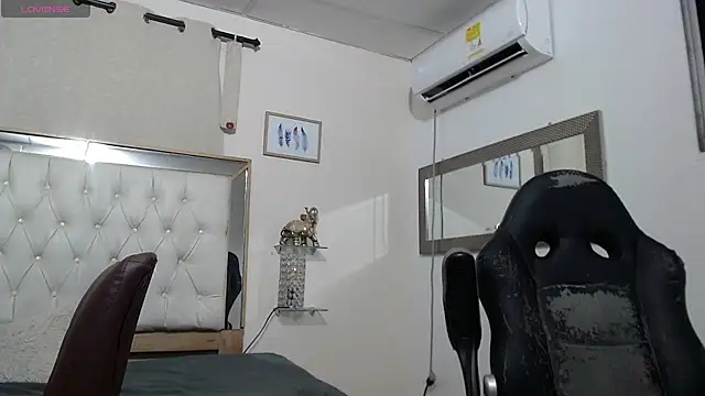 hanna roussex69 online show from October 2, 2:38 am