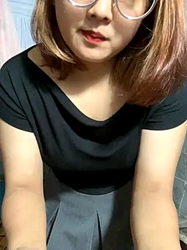 July-y online show from October 28, 9:59 am