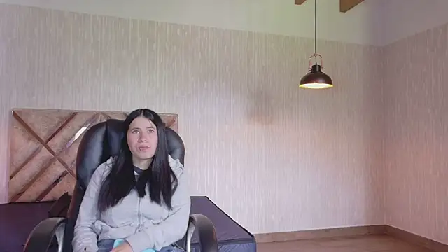 Olivia11  online show from February 20, 3:02 pm