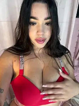 SofiaWildee online show from February 24, 3:05 am