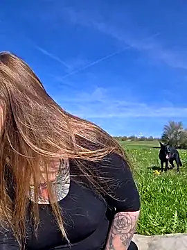 Luna Lynn online show from April 11, 10:08 am