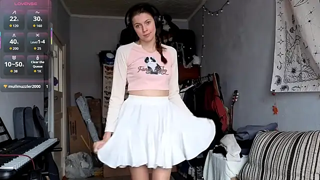 CutieAnny online show from November 29, 7:12 am