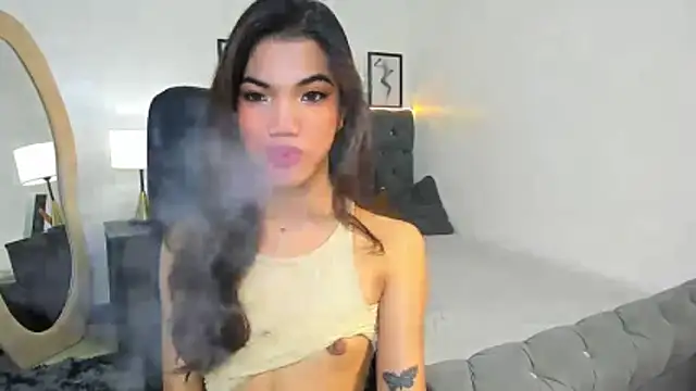 CassieSommereux online show from October 16, 5:21 am