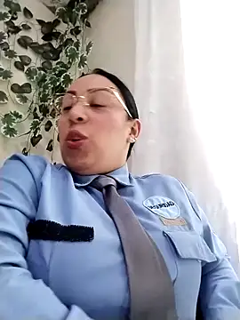Snapshot of CRISTAL__11 chatting on September 20, 1:53 pm CRISTAL 11 online show from September 20, 1:53 pm