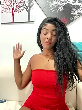 zaracollins01 online show from October 3, 6:57 pm