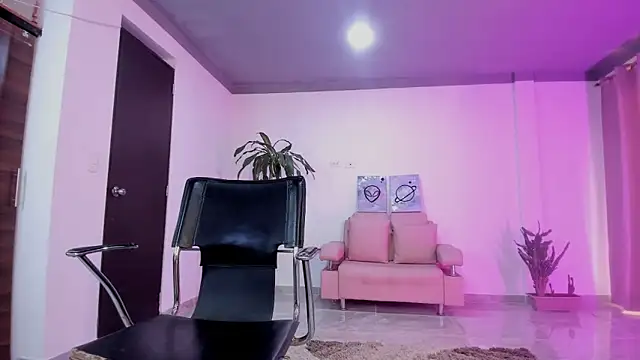 bella fox 1 online show from November 5, 2:55 pm